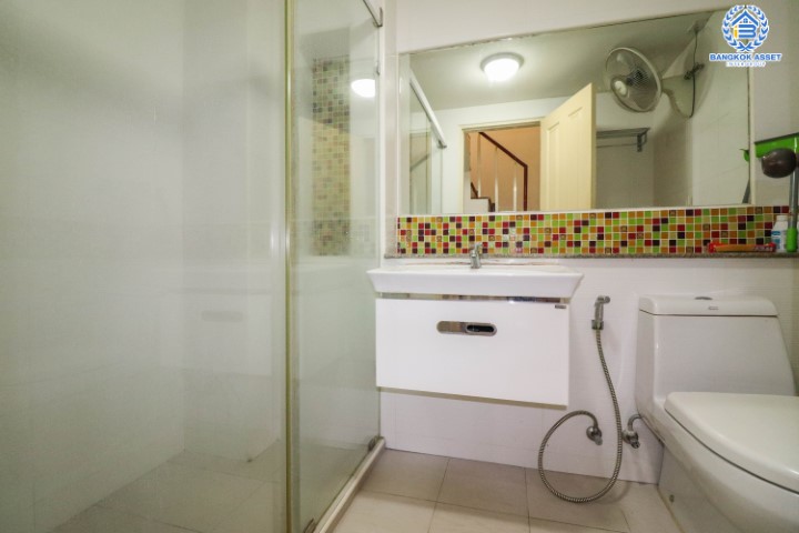 *****ทาวน์เฮ้าส์มือสองย่านนนทบุรี ม.ศุภาลัยวิลล์ รัตนาธิเบศร์ บนเนื้อที่ 18 ตร.ว. ฟังก์ชัน 3 ห้องนอน 3 ห้องน้ำ ทำเลเยี่ยมสุดในย่าน! เฟอร์นิเจอร์ครบ พร้อมอยู่ ใกล้เซ็นทรัลรัตนาธิเบศร์, รถไฟฟ้าสายสีม่วง "สถานีศูนย์ราชการนนทบุรี" และทางด่วน "งามวงศ์วาน"